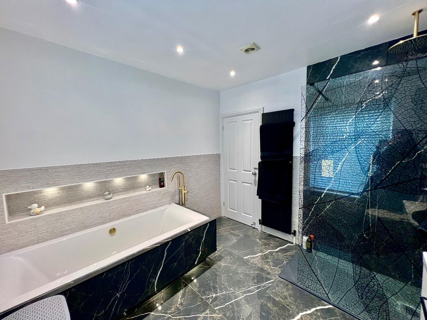 Brynmawr Place, Maesteg, Briodgend County Borough